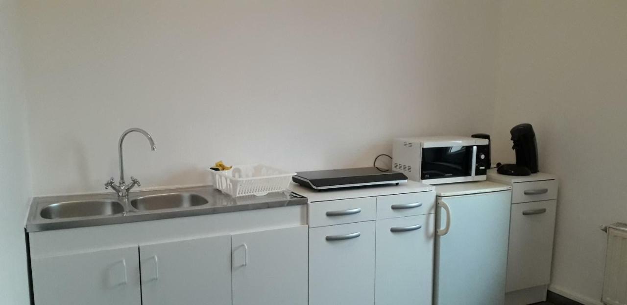 Appart Comme Chez Soi Pusignan エクステリア 写真