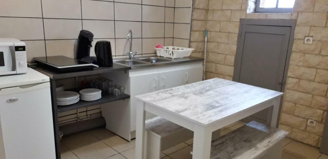 Appart Comme Chez Soi Pusignan エクステリア 写真