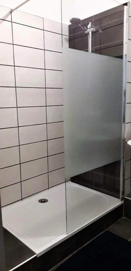 Appart Comme Chez Soi Pusignan エクステリア 写真